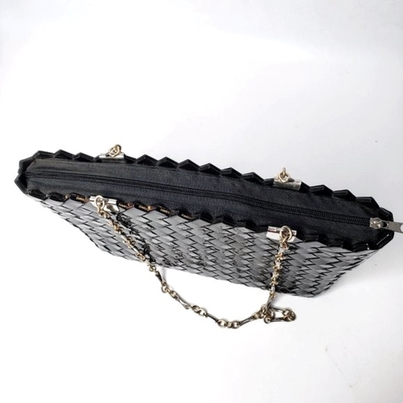 Black Woven Wrapper Wood and Chain Strap Shoulder Tote - Picture 8 of 8